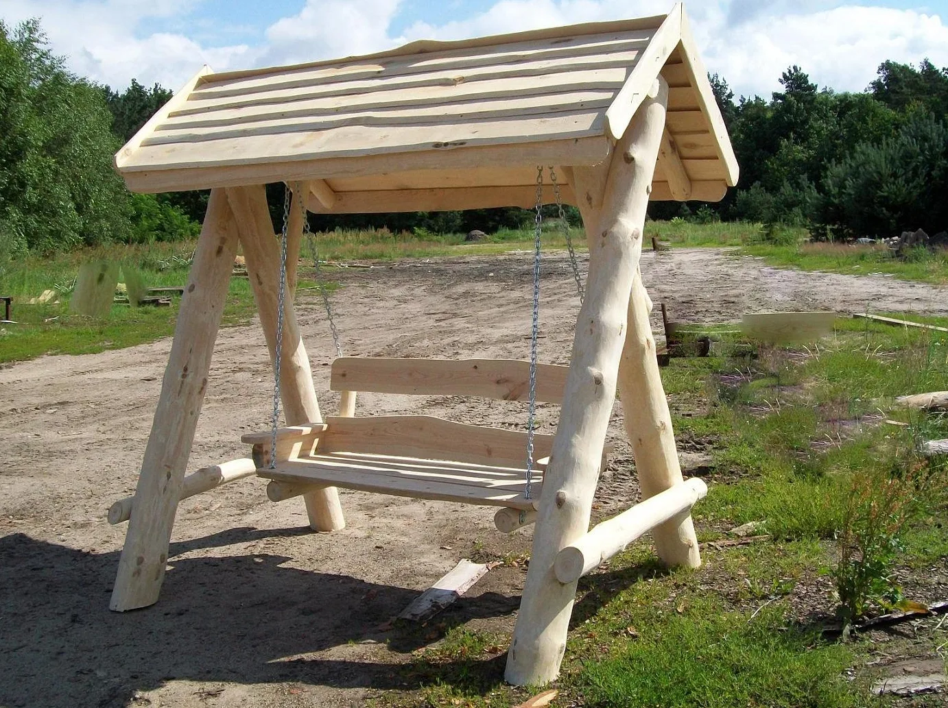 Huśtawka ogrodowa z dachem, meble ogrodowe Turek