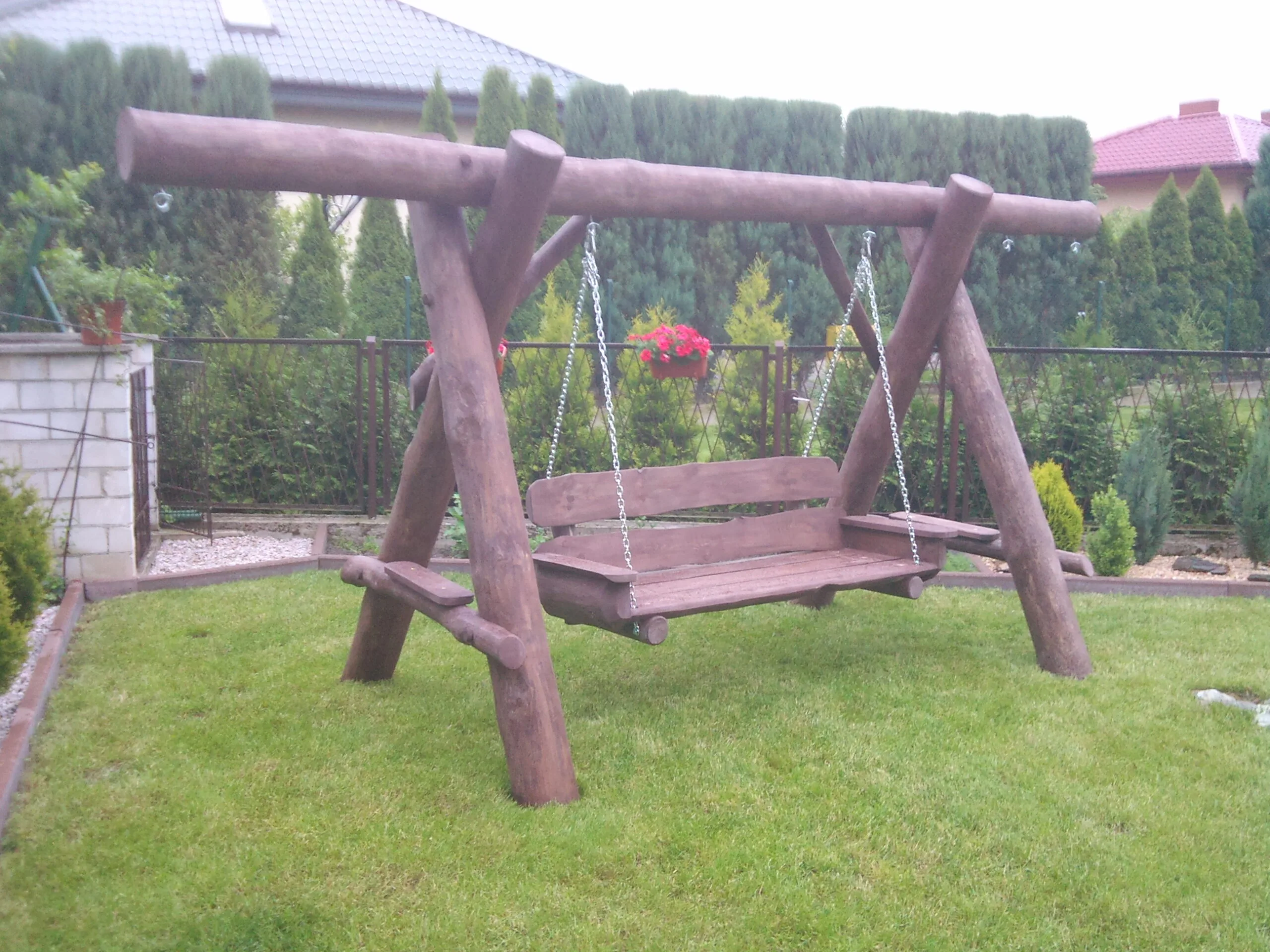 Huśtawka ogrodowa z drewna, Tartak Darul