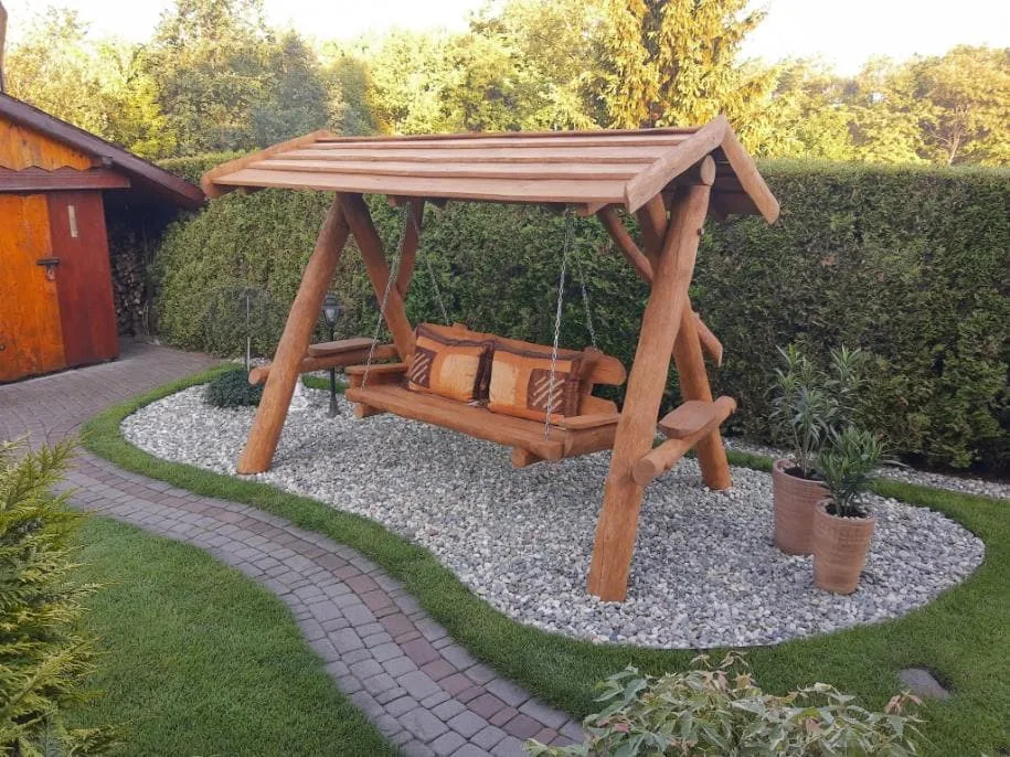 Huśtawka ogrodowa drewniana z dachem, Tartak Darul Turek