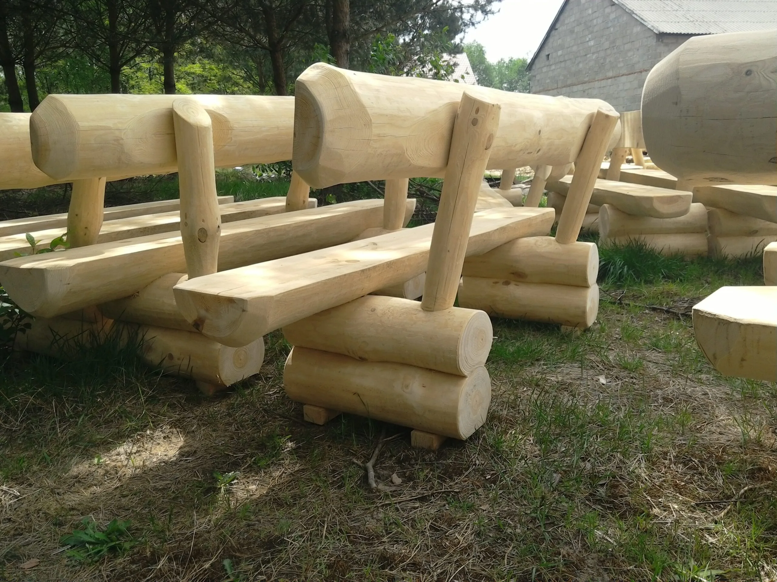 Meble ogrodowe na tarasie, Tartak Darul Tuliszków