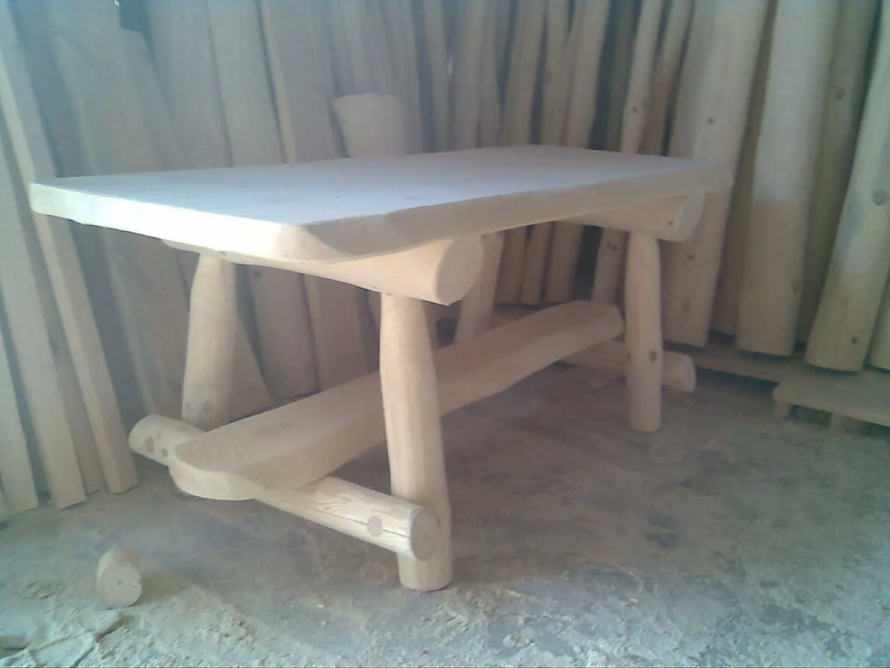 Komplet ogrodowy – stół i ławki drewniane